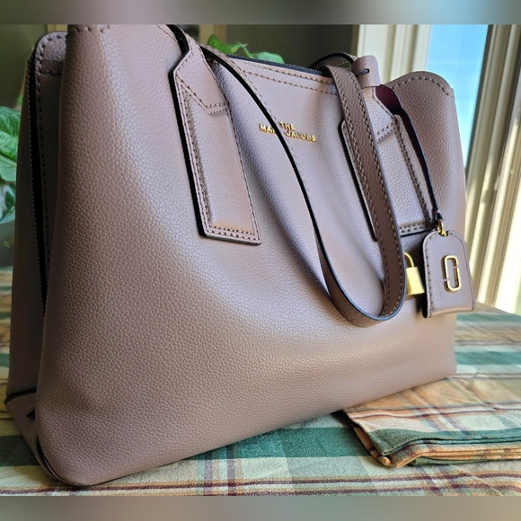 The Marc Jacobs Editor Leather Tote Bag - Picture 3 of 15